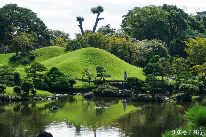 酷ma萌陪伴机器人熊本熊,酷ma萌和熊本熊