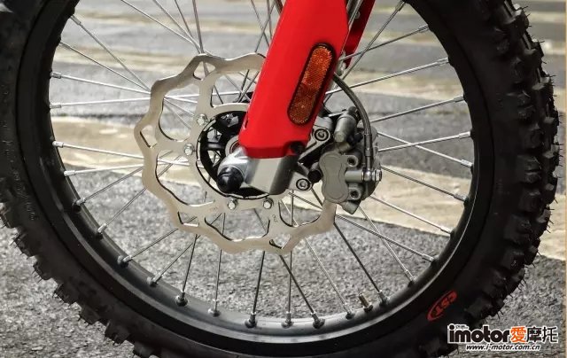 阿普利亚apriliagpr150测评,脱颖而出的车