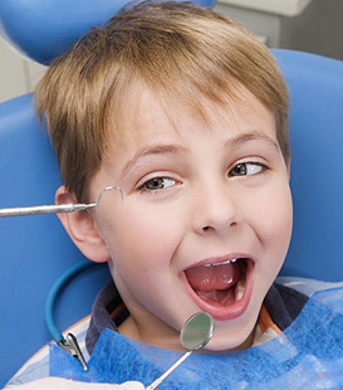 宝宝牙疼是什么原因引起的啊,宝宝牙疼原因及处理方法