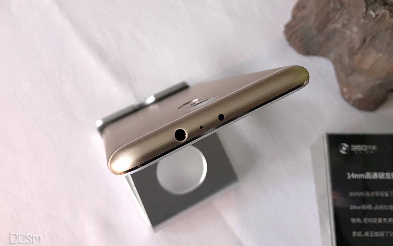 360手机n4s骁龙版,16年360n4s骁龙版发布会