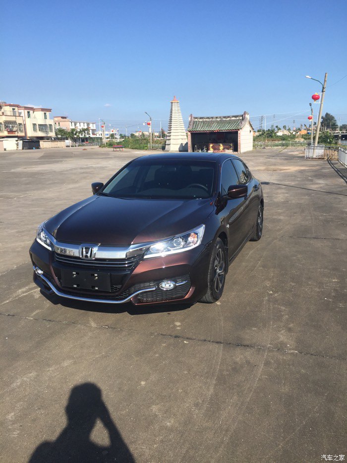 本田雅阁2.0精英版提车,雅阁琥珀金