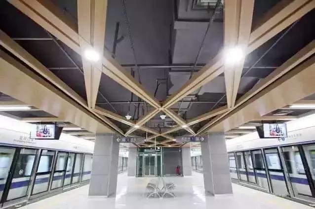 上海地铁79号线列车图,地铁18号线最新时间表