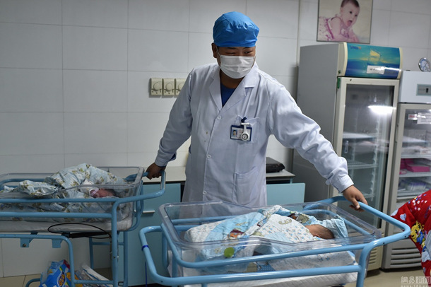 妇产科男医生看病好吗,男生可以去妇产科医生看病吗