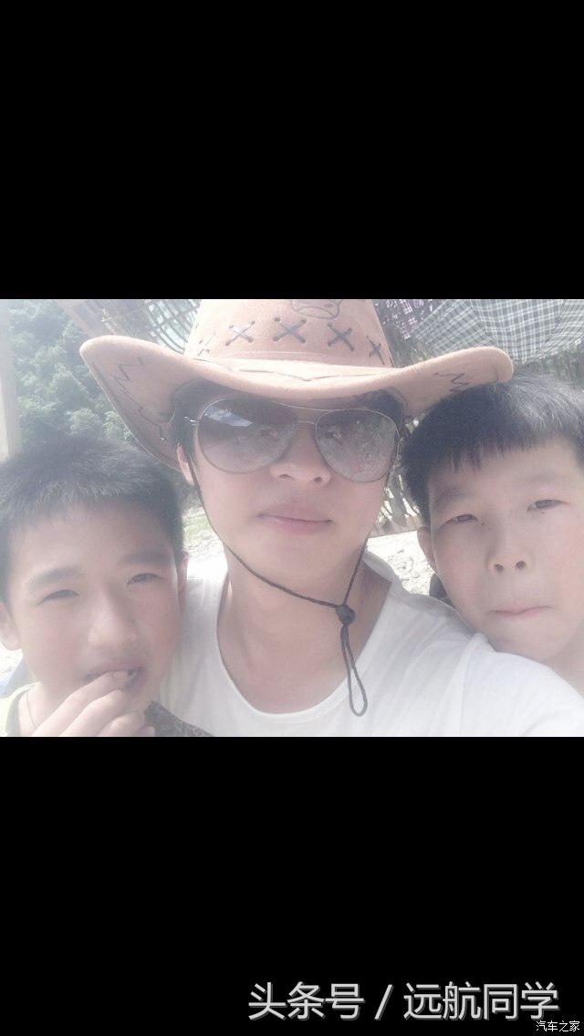 90后大学毕业生艰苦创业,喜提蒙迪欧1.5T时尚型