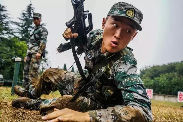 军校“老司机”，带你一同预热南政生活