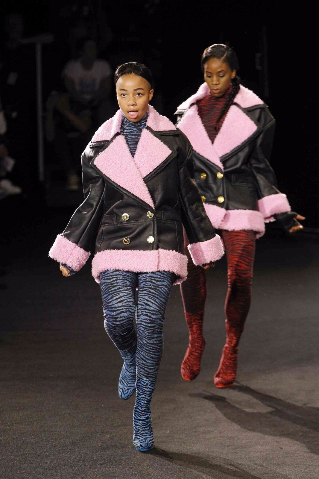 范爷绝世美颜，还是把KenzoXHM穿成了花老虎