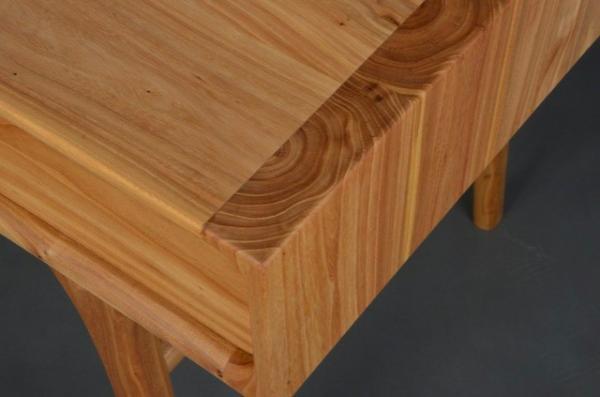 黑胡桃木实木家具优点,黑胡桃木和白蜡木家具