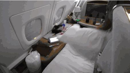 带淋浴的私人影院,4800元飞机头等舱