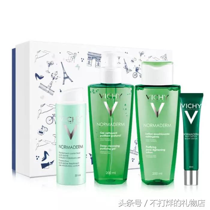 冬天来了要把衣服穿好,冬天来了要穿羽绒服啦图片