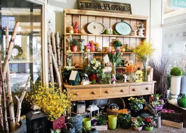 有那么一瞬间想放弃做一个普通人,有那么一瞬间想将就着过完此生