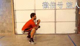 弓步蹲哑铃弹跳训练,体育生弹跳训练方法哑铃