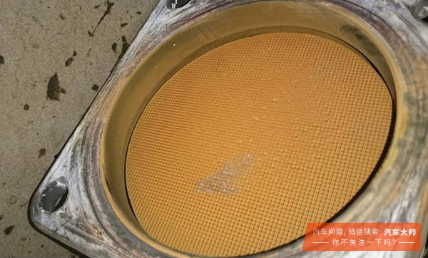 排气管有个漏洞怎么维修,排气管堵塞对发动机的影响