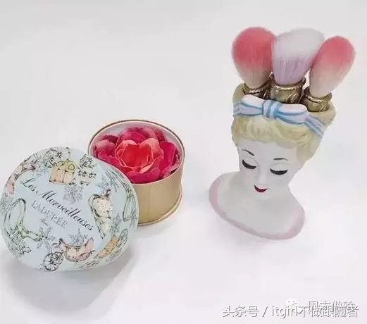 ysl圣诞限量套24件2020,圣诞ysl限量金箔