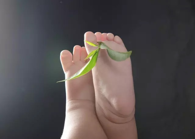 小孩有脚气怎么办最有效,小孩有脚气怎么办用什么办法解决