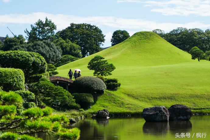 酷ma萌陪伴机器人熊本熊,酷ma萌和熊本熊