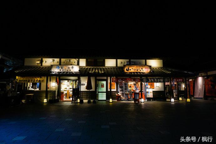 酷ma萌陪伴机器人熊本熊,酷ma萌和熊本熊