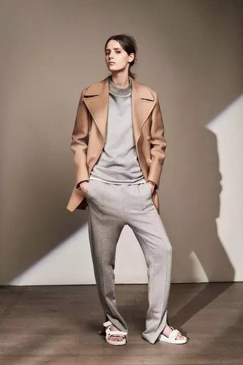 你妈做梦也没想到,你居然会被一个女人掰弯!