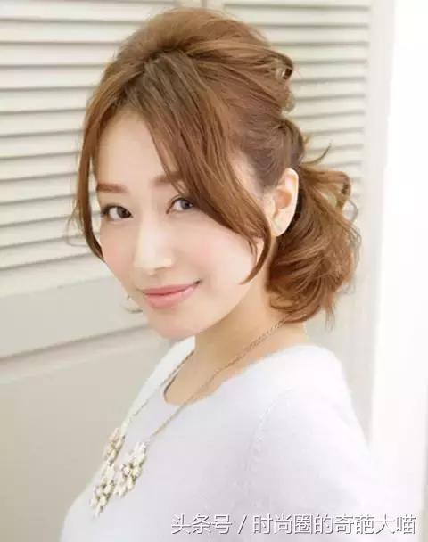 短发比较多扎发简单又好看,短发学生怎么扎霸气短发有刘海