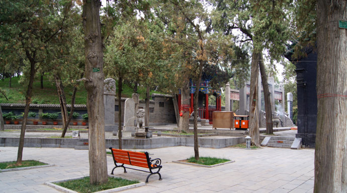 曹操将关羽首级葬于洛阳的关林,洛阳关林是埋葬关羽首级的地方吗