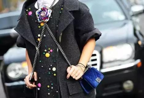 香奈儿购包圣经：经典款哪里买最便宜？