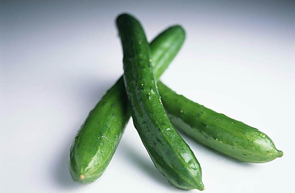 小孩腿上疤痕老是挖破怎么办,小孩子腿上抓的疤痕怎么去除