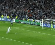 疯狂足球搞笑足球集锦,足球超级大失误视频集锦