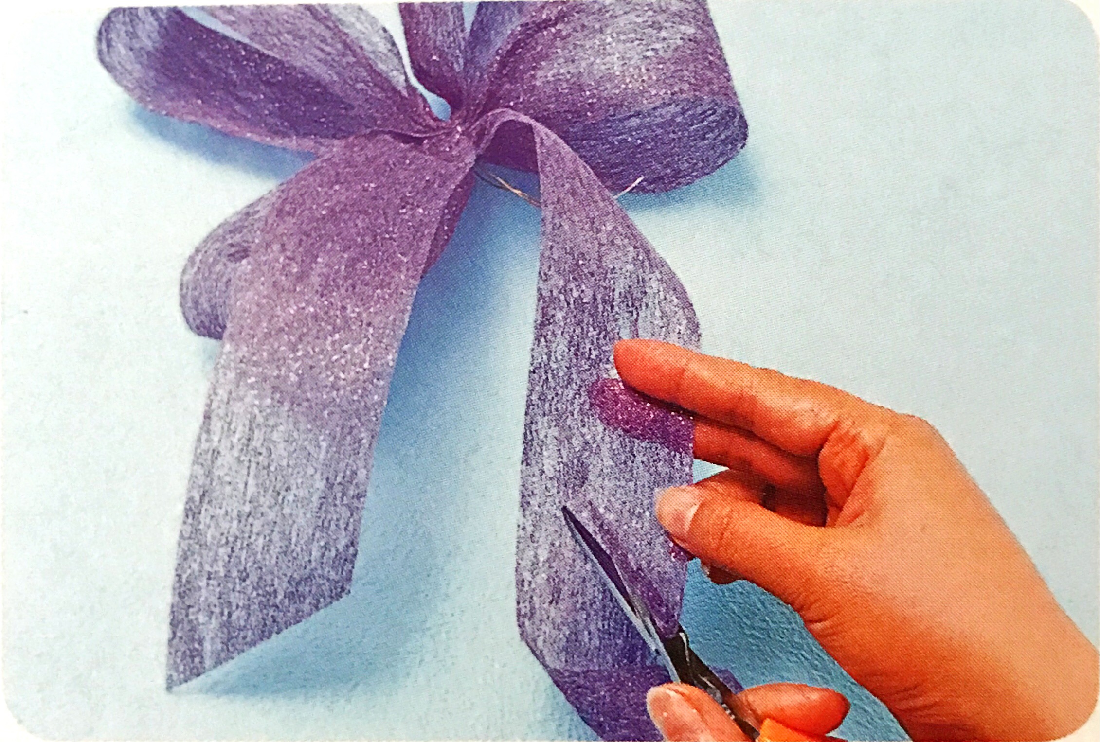 蝴蝶结礼盒的蝴蝶结怎么做,漂亮的礼品蝴蝶结的简单制作方法