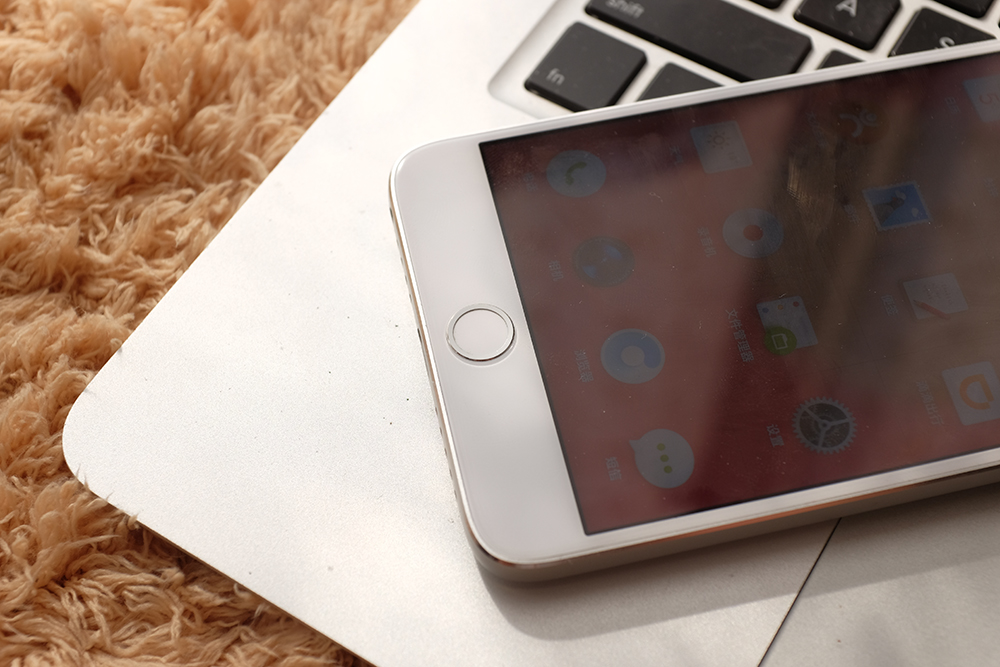 锤子M1L的优点、缺点都在这里