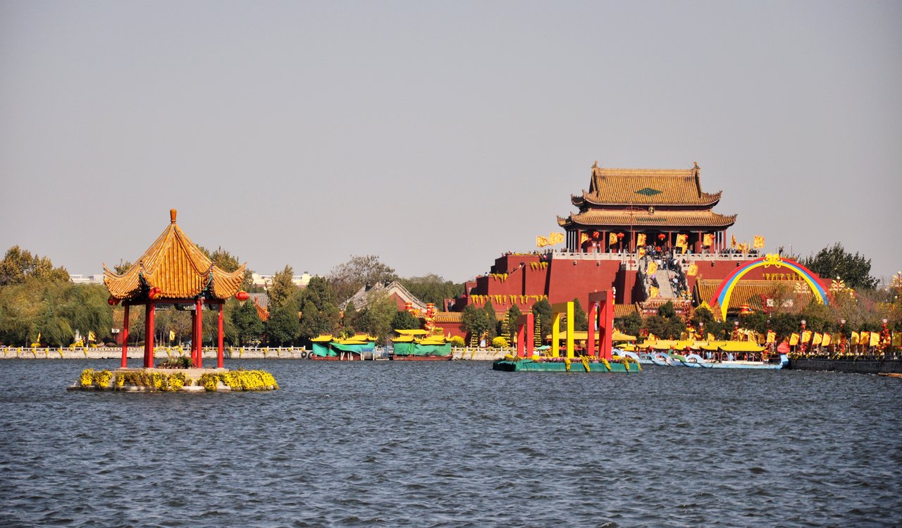 开封旅游住宿攻略,开封洛阳旅游攻略