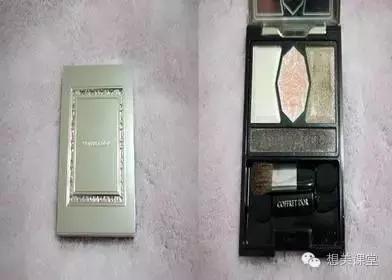 眼影用红色和复古红怎么画出眼影,想要温柔的眼妆选什么色系的眼影