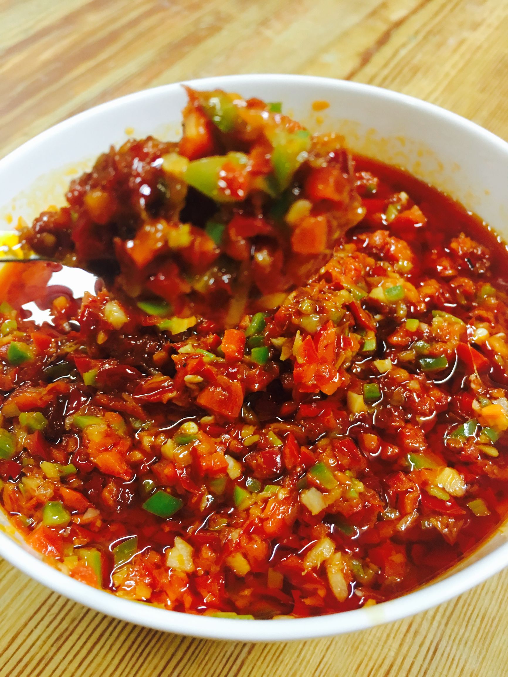 辣椒酱自己做，好吃美味不求人，绝对独家一般地儿买不到！