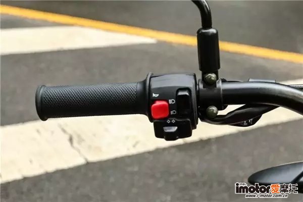 阿普利亚apriliagpr150测评,脱颖而出的车