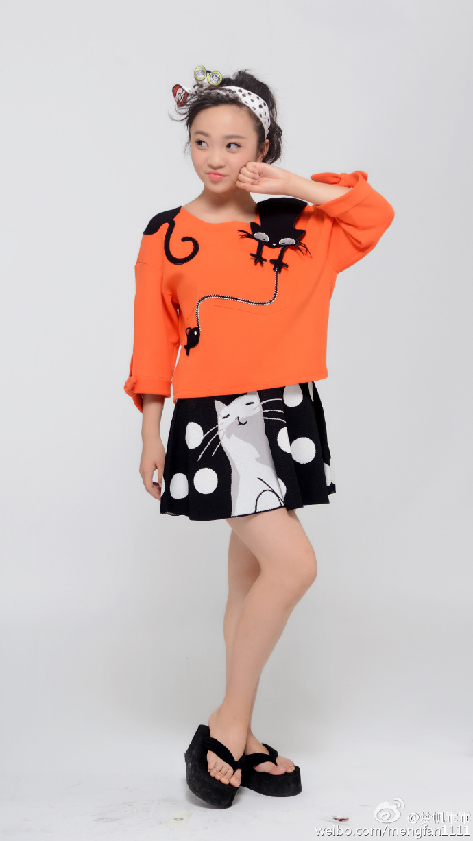 欧阳娜娜休闲装一身黑的打扮,欧阳娜娜打扮视频完整版