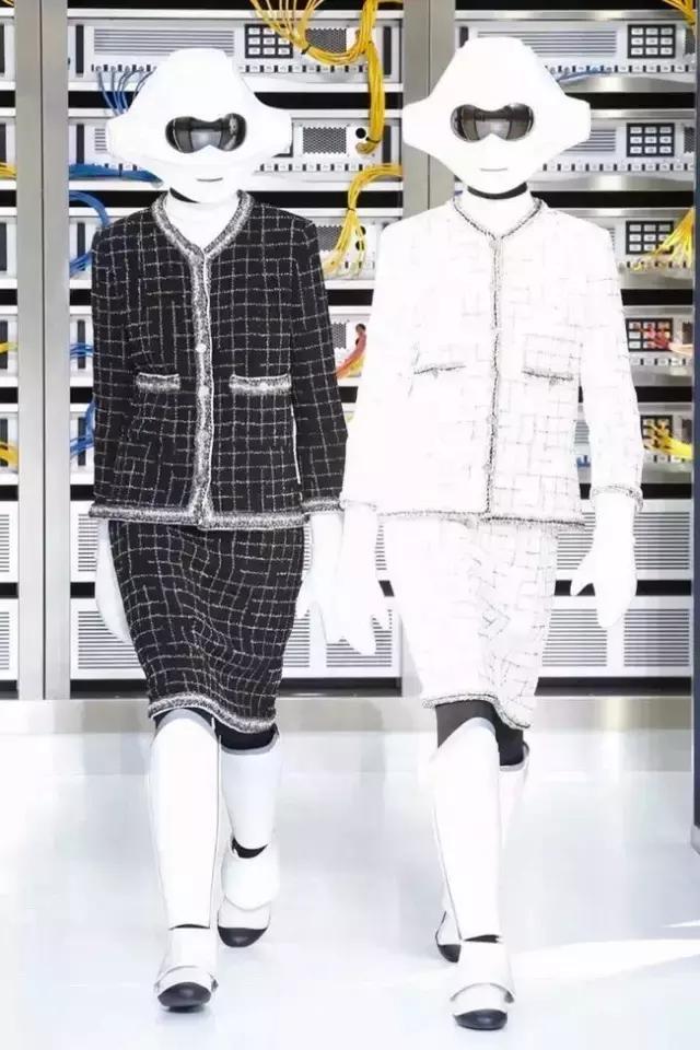 香奈儿购包圣经：经典款哪里买最便宜？