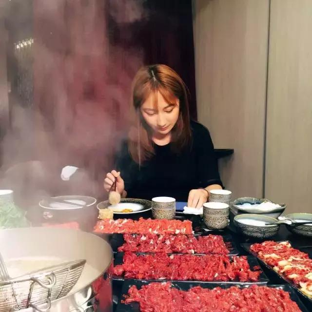 一年3家店！这家火爆的潮牛又来占领岳阳街啦！