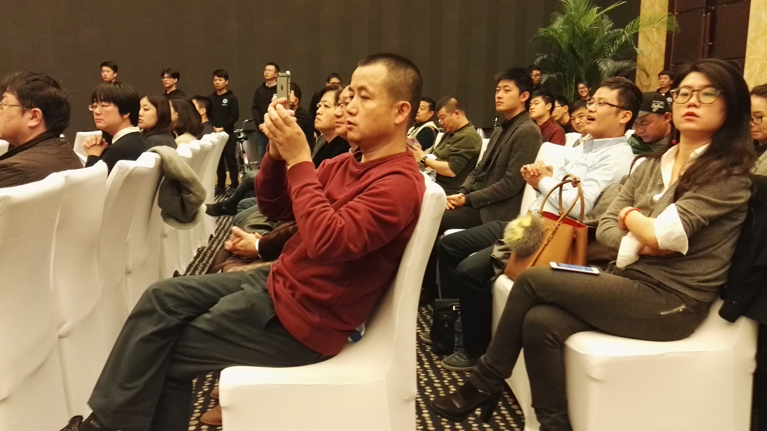 共享单车逆势翻盘,共享单车目前市场分析