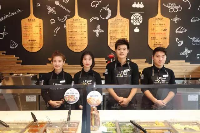 德克士“兄弟品牌”那不乐思横空出世，新品牌瞄准比萨行业