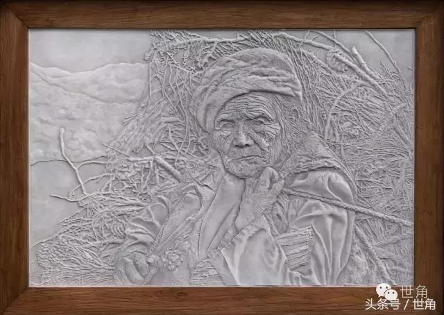 在5毫米的空间,他用5年时间,仅创作出3件作品,却都捐出去了