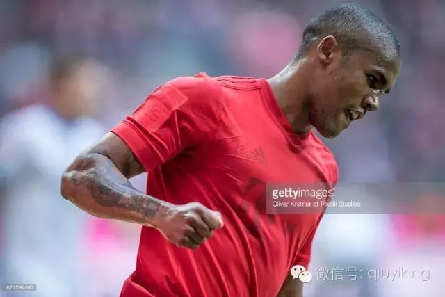 拜仁红蓝白三色,拜仁震撼瞬间