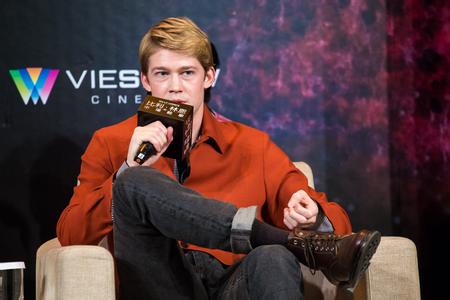 怪不得大多人看不到120帧的比利林恩李安新片片源有38T大