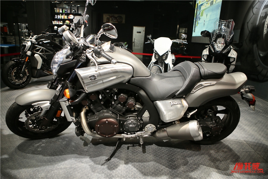 vmax雅马哈恶灵骑士,恶灵骑士雅马哈vmax