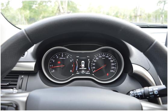 奔腾x801.8t和2.0哪个好,奔腾x80试驾2.0油耗咋样