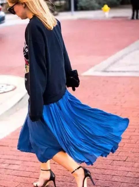 oversize卫衣怎么穿好看,oversize卫衣穿什么裤子