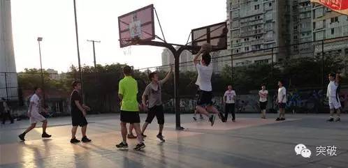 篮球场热血少年,温州篮球少年场上风采