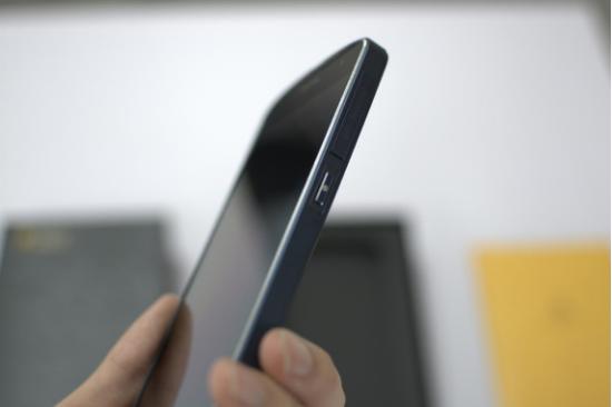 吴京专用手机玩吃鸡,agm手机吴京