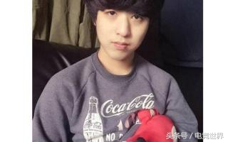 网曝LOL中单Republic草粉，网友嘲讽是第二代草粉怪