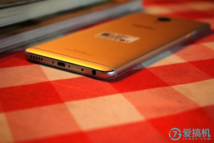 目前最值得入手的魅蓝手机,魅蓝max优缺点