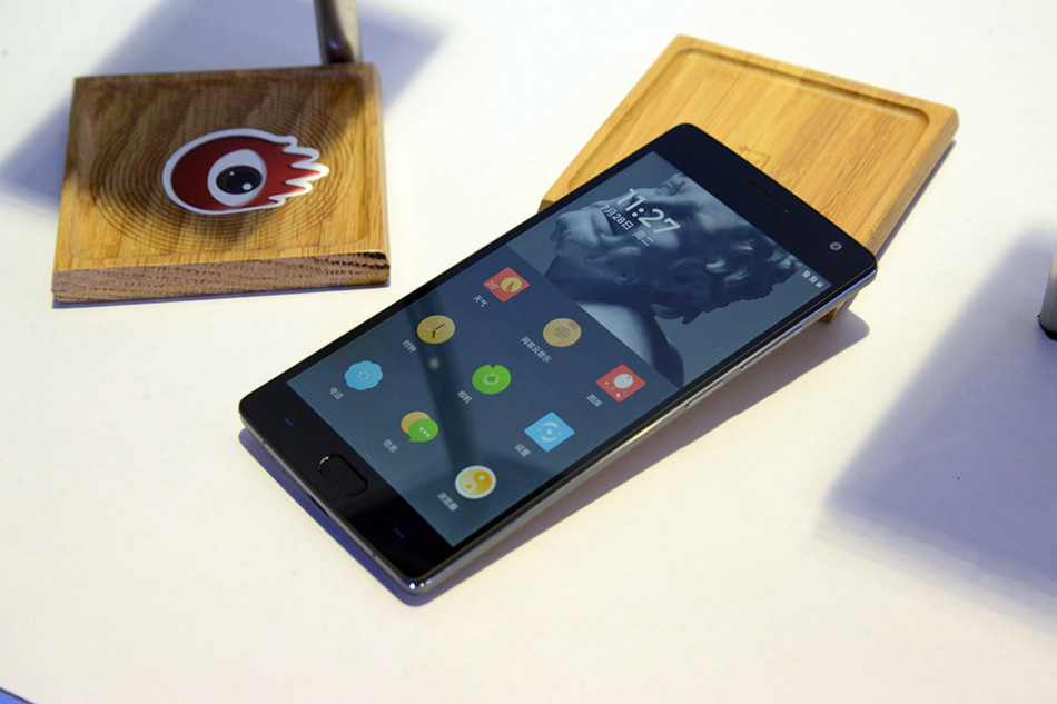 卡顿和发烫比较少的手机推荐,手机卡顿反应慢发热