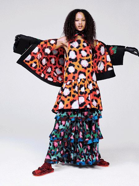 今日发售的HMXKenzo联名款，就算丑哭也要买