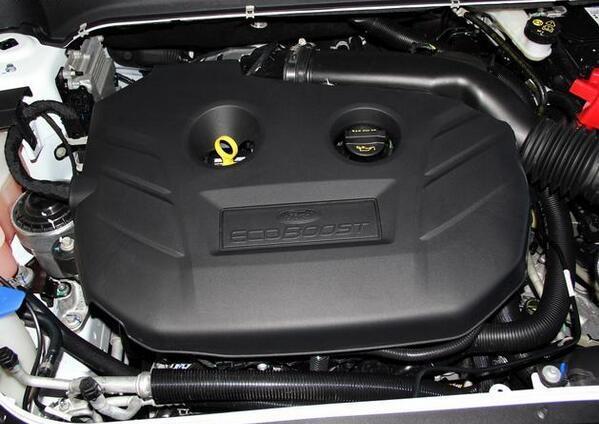 马自达凯美瑞雅阁天籁对比哪个好,十年老车雅阁凯美瑞天籁该怎么选